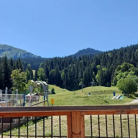 Chalet Cote Coeur, La Tania, With Outdoor Hot Tub And 7 Ensuite